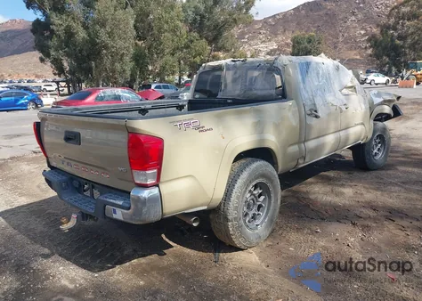 2017 Toyota Tacoma Sr5 z USA, uszkodzony, nr VIN 3TMBZ5DN1HM009820